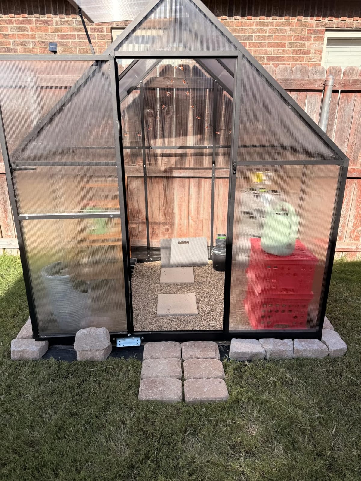 6x8 FT Polycarbonate Greenhouse, Walk-in Greenhouses for Outdoors, Aluminum Frame Plant Green House with Locking Door & Roof Vent, Heavy Duty Winter Green House Kit for Outside Backyard customer photo 2