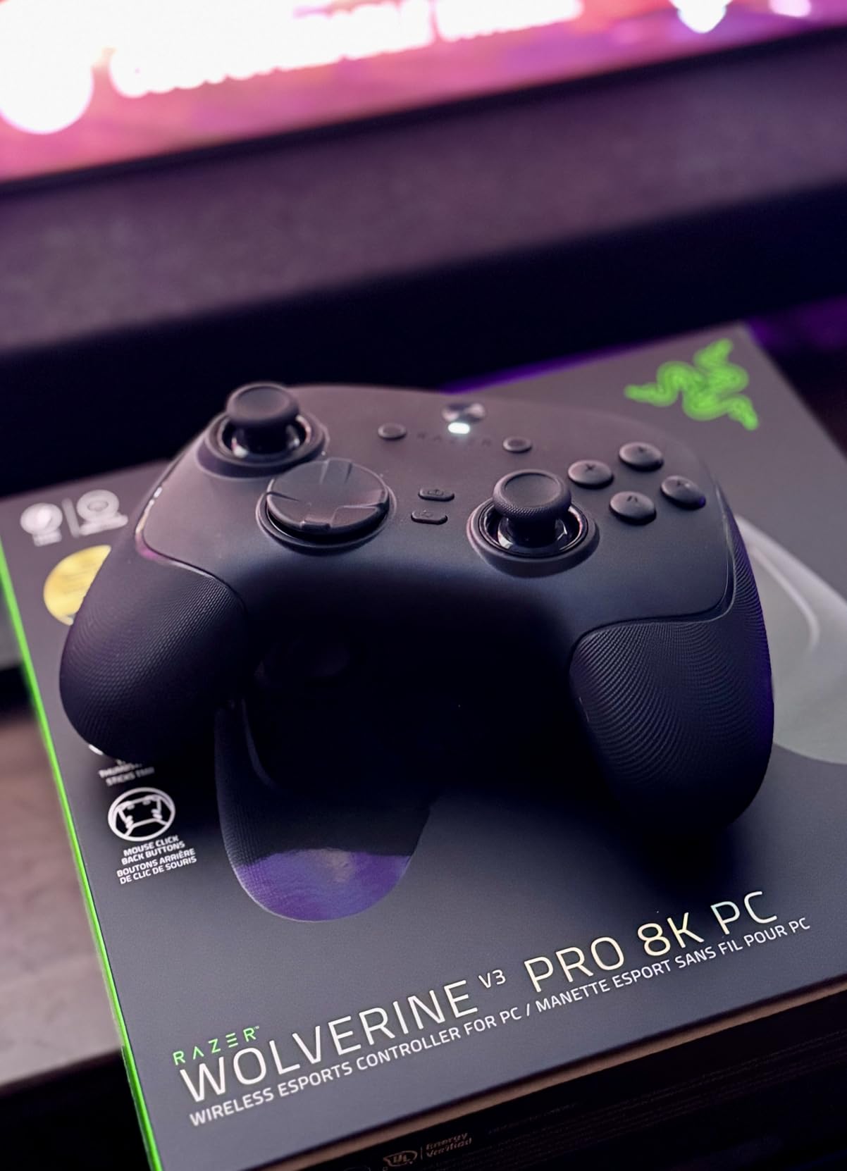 Razer Wolverine V3 Pro 8K PC Wireless Gaming Controller, Black | 8000 Hz Polling Rate, TMR Thumbsticks with Swappable Caps, 36 Hr Battery, 6 Remappable Buttons, Fast Triggers, Carrying Case customer photo 2