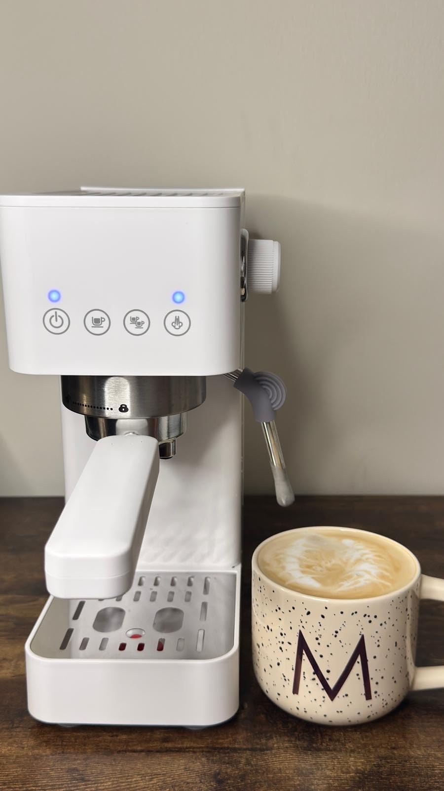 AMZCHEF Compact Espresso Machine 20 Bar, Americano, Latte & Cappuccino customer photo 1