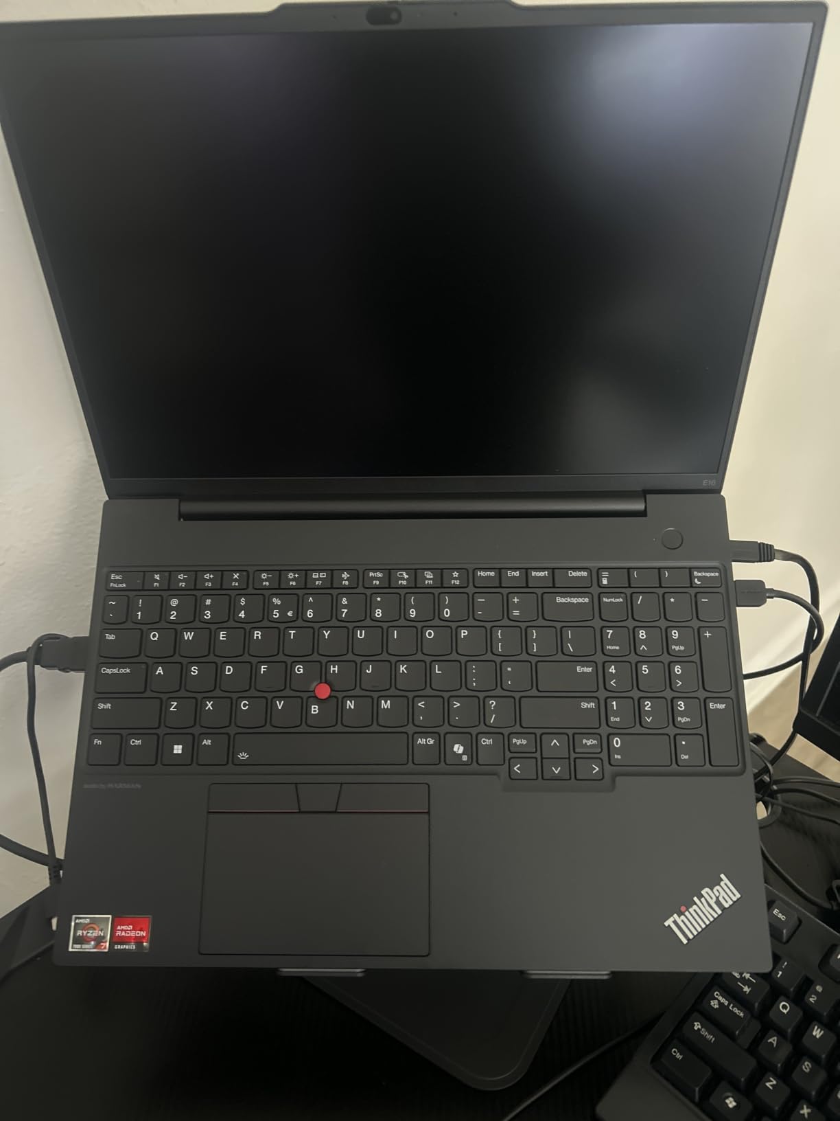ThinkPad E16 16