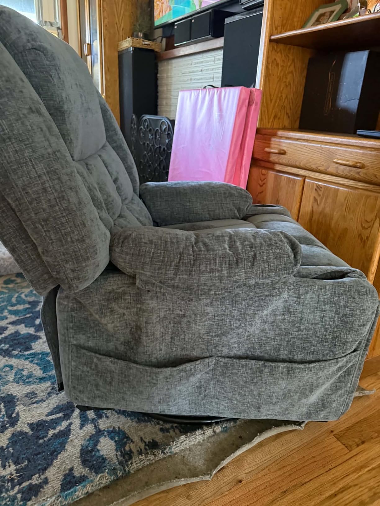 Korser 360° Swivel Rocker Recliner for Adults, Nursery Glider Recliner with Massage and Heating, Rocking Chair with Cup Holder, Manual Recliner Chair for Living Room, Bedroom (Fabric, Dark Gray) customer photo 2