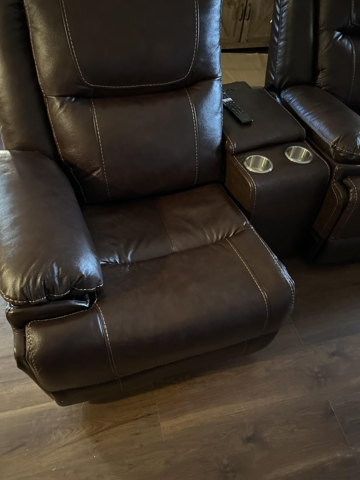 EBELLO Genuine Leather Recliner Manual 3 Seat Sofa Couch for Living Room, 3 Seater Reclining Sofa Chair with Headrest and Armrest, Modern Durable Home Furniture for Meeting Room, Vintage Brown customer photo 1