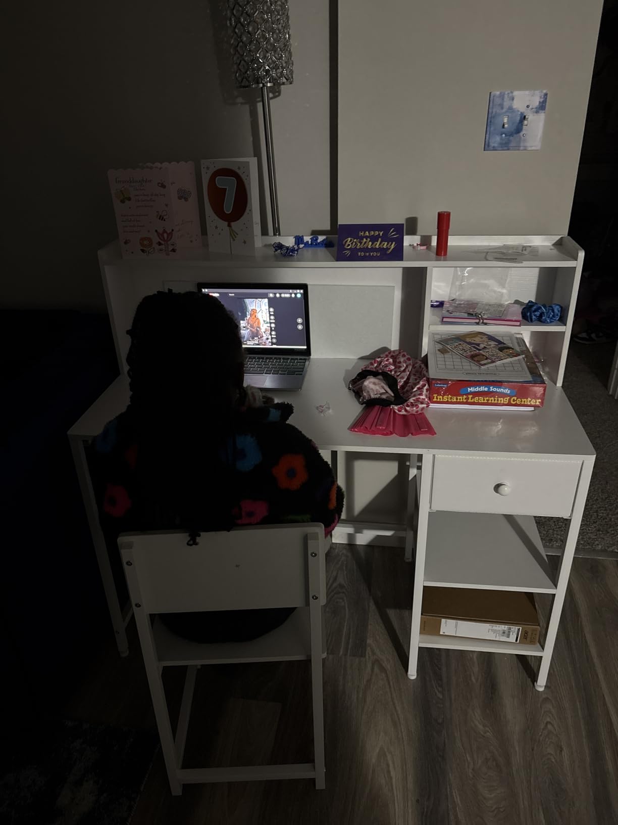 BOLUO White Kids Desk and Chair Set for 6-12 Year Old, Children Study Desk with Hutch and Storage Shelf, Student Writing Table with Fabric Drawer for Girls Boys customer photo 2