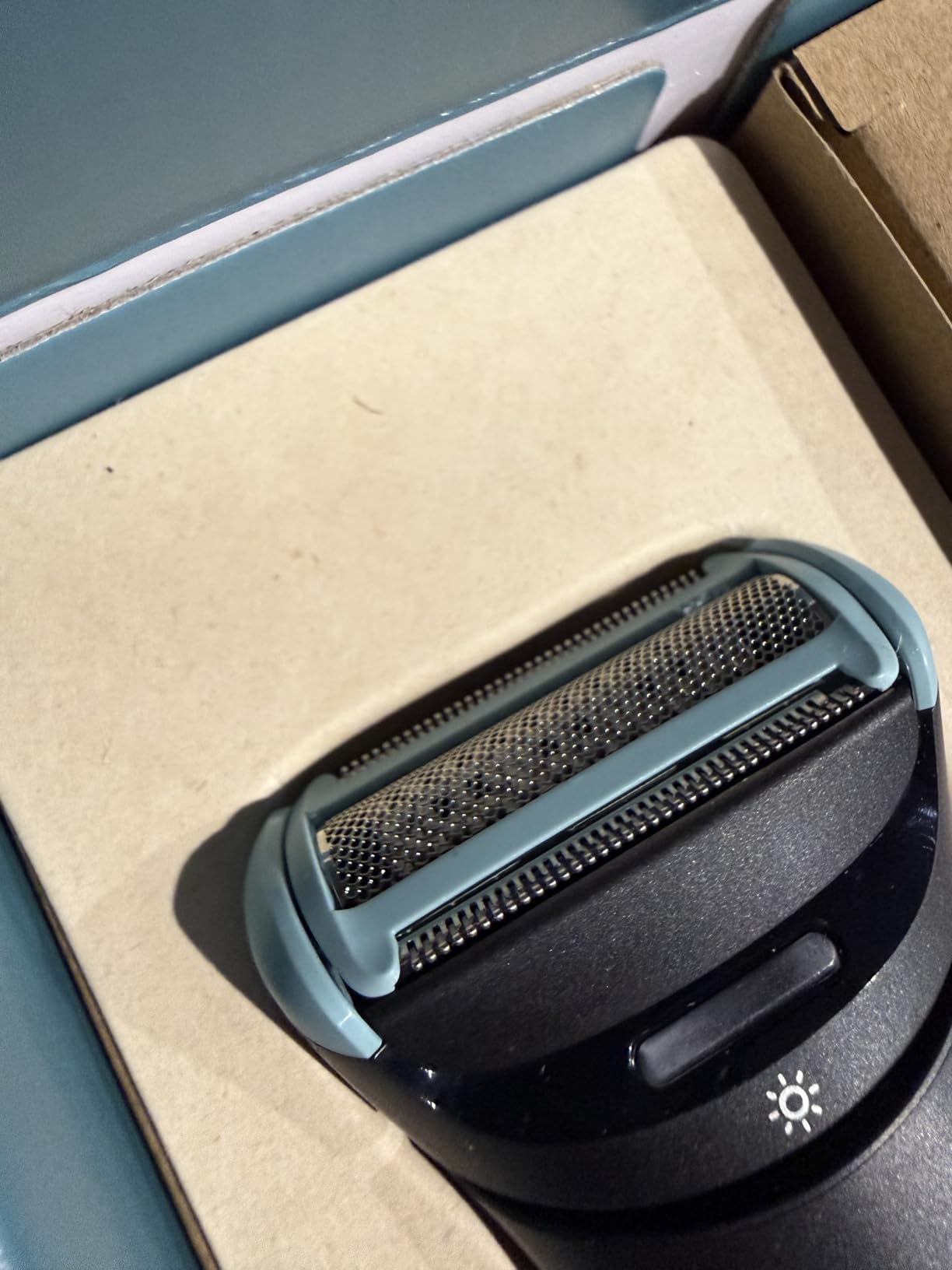 Philips Norelco Body Groomer 7000 Series, Waterproof Men's Full Body Groomer with Travel Case, Triple Protect Shave System & Body Hair Trimmer with Contour-Following 2D Flexing Head, BG7490/50 customer photo 2