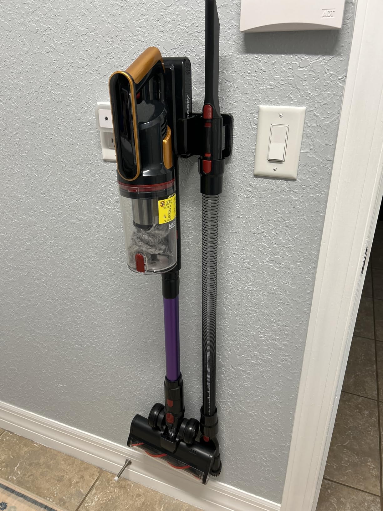 Cordless Vacuum Cleaner 55KPa 650W 70Mins Stick Vacuum Cleaners for Home | with Pet Brush, 3.3Ft Hose, Wall Mount Charging, Auto Mode, Touchscreen, Self-Standing Vacuum for Pet Hair/Carpet/Car customer photo 2