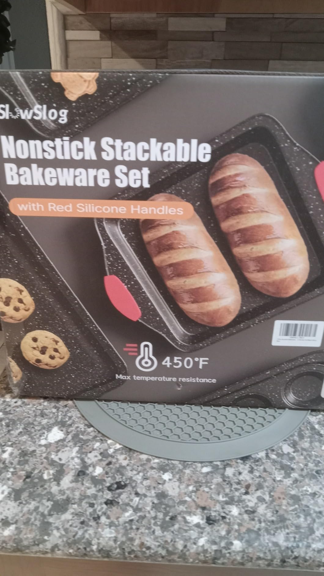 11-Piece Professional Stackable Baking Set, Oven-Safe Nonstick Cookware | with Cool-Touch Handles - Features Cookie Sheet, Cake Pan, Muffin Tin, Pizza Stone & Bread Loaf Pan, Black&Blue customer photo 2