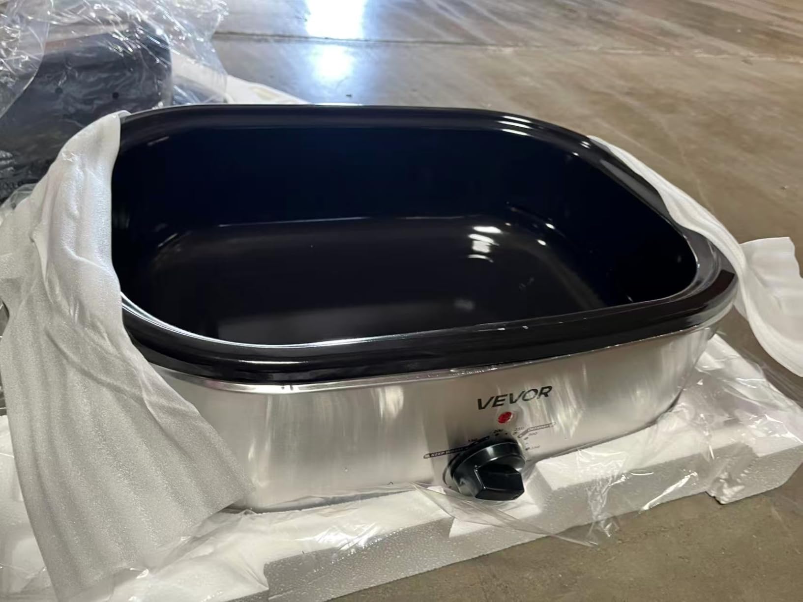VEVOR Roaster Oven, 22QT Electric Roasting Pan, 150-450℉ Adjustable Temperature Multifunctional Electric Roaster Oven with Self-Basting Lid, Defrost & Warm Function for Holiday Meal, Fits 26lb Turkey customer photo 2
