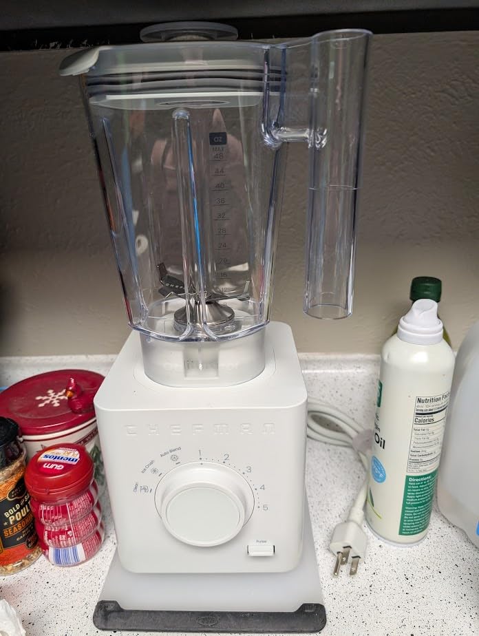 Chefman Obliterator 48 oz Countertop Blender for Smoothies, 1380W Motor to Crush Ice, Nuts, and Frozen Fruit with Stainless Steel Blade, Auto Blend Function, Includes Tamper and Scraper customer photo 2