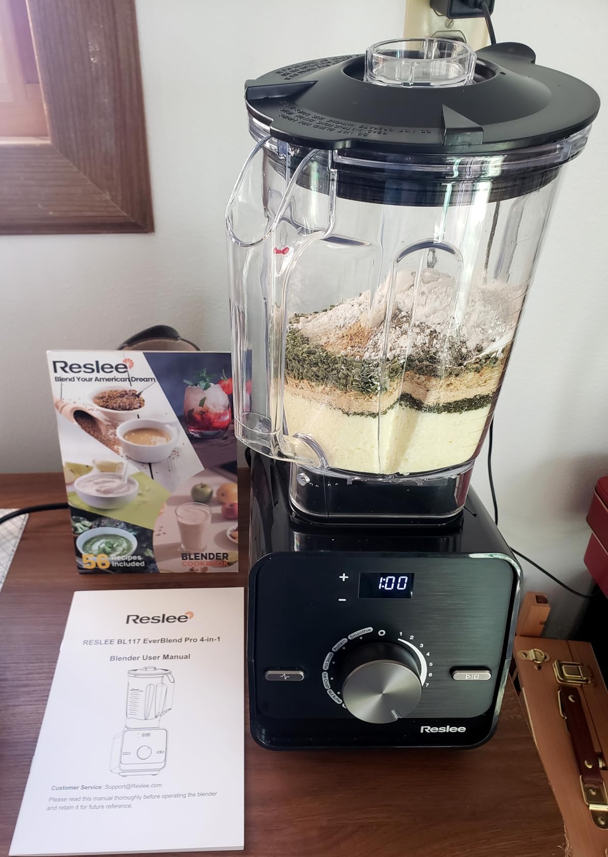 Professional High Power Blender, 2026 Upgraded 3.5HP Motor 30000 RPM, Heavy Duty Countertop Blender for Milkshake, Smoothie, Frozen Fruit & Ice, Hot Soup & Nut Milk, 56oz Eastman Tritan Jar, 10 Speeds customer photo 1