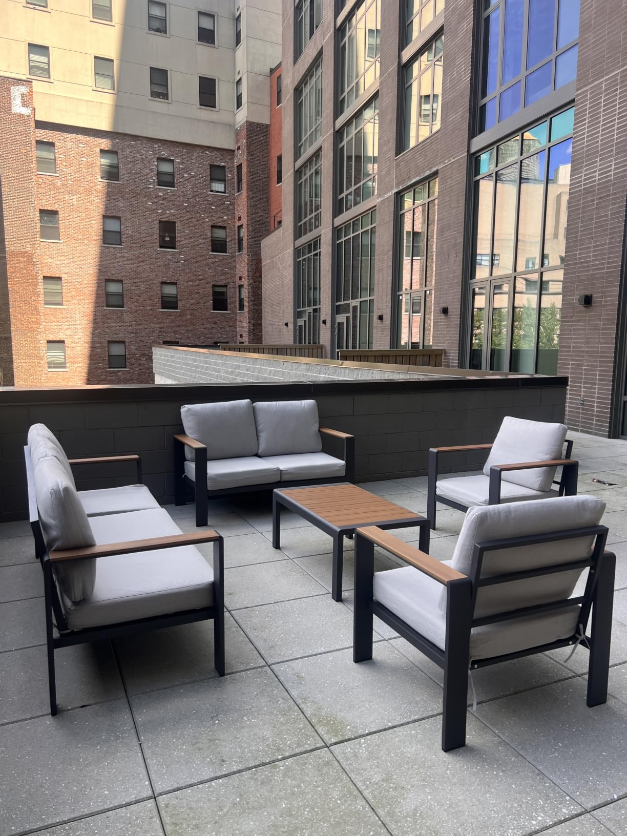Aluminum Outdoor Patio Furniture Set with Coffee Table, 5 Piece Patio Conversation Sets with Washable Thick Cushions, Outdoor Sectional Furniture Set for Porch, Balcony, Deck, Yard, Graphite customer photo 1