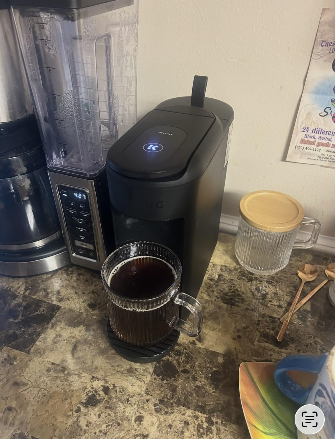 Keurig K-Mini Mate Single Serve K-Cup Pod Coffee Maker, Brews Up to 12 oz Cup, Compact Portable Coffee Machine for Small Spaces, Great for Dorms & Offices, Glamping Green customer photo 1