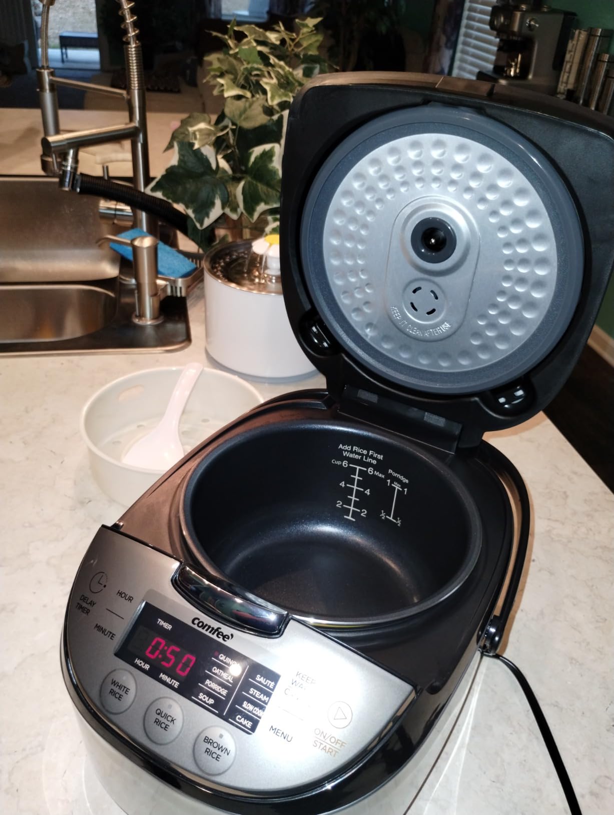 COMFEE' Japanese Style Rice Cooker with Fuzzy Logic, 10-Cups Uncooked Rice | large capacity, 11 presets, auto keep warm, 24-hr delay timer customer photo 1