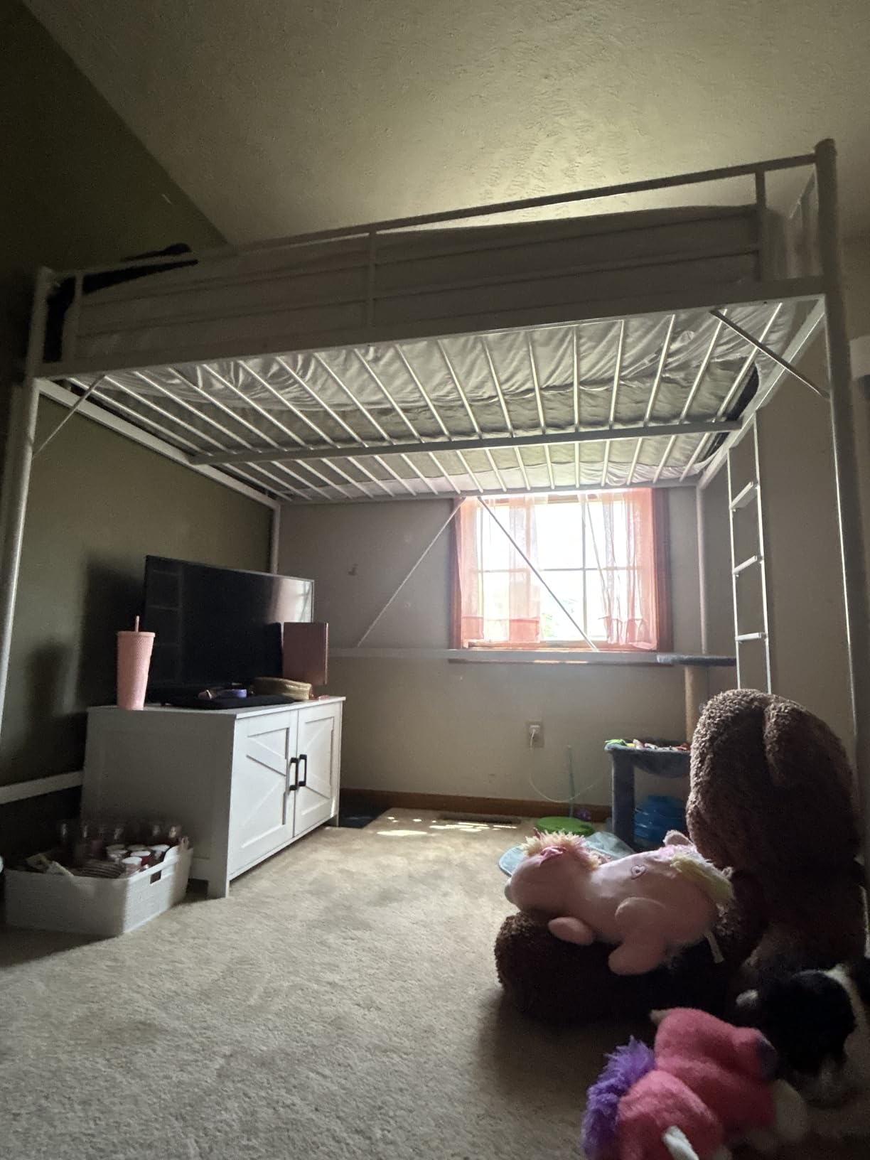 VINGLI Queen Loft Bed with Flat Rungs for Adults, Kids and Young Teens, No Box Spring Required, Heavy Duty Metal Slat Support, Black customer photo 2