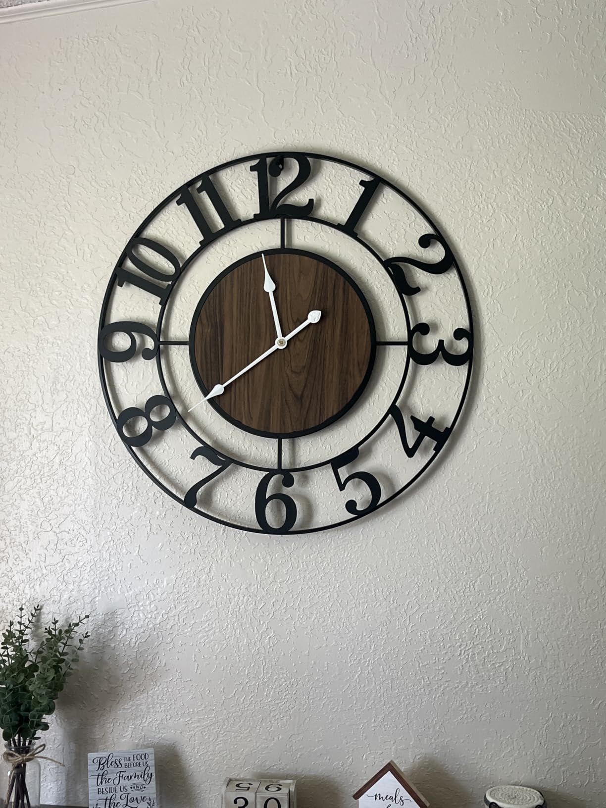 Large Metal Wall Clock, 20 Inch Retro Decorative Silent, Non Ticking, Battery Operated Modern Big Wood Wall Clock for Living Room, Farmhouse, Bedroom, Fireplace, Kitchen, Office, Home Decor customer photo 1