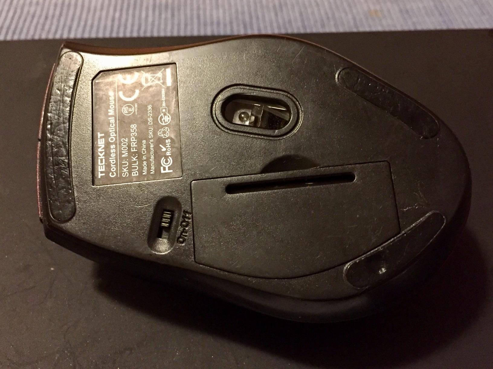 TECKNET Wireless Trackball Mouse, Bluetooth Ergonomic with 3-Device Connectivity (Bluetooth & 2.4G), 5 Adjustable DPI, RGB Lighting customer photo 1