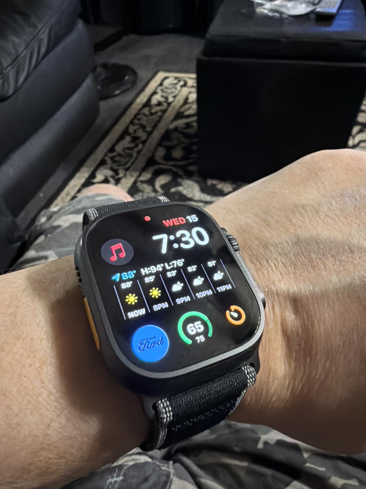 Apple Watch Ultra 3 [GPS + Cellular 49mm] Running & Multisport Smartwatch with Rugged Titanium Case, Black Titanium Milanese Loop customer photo 2