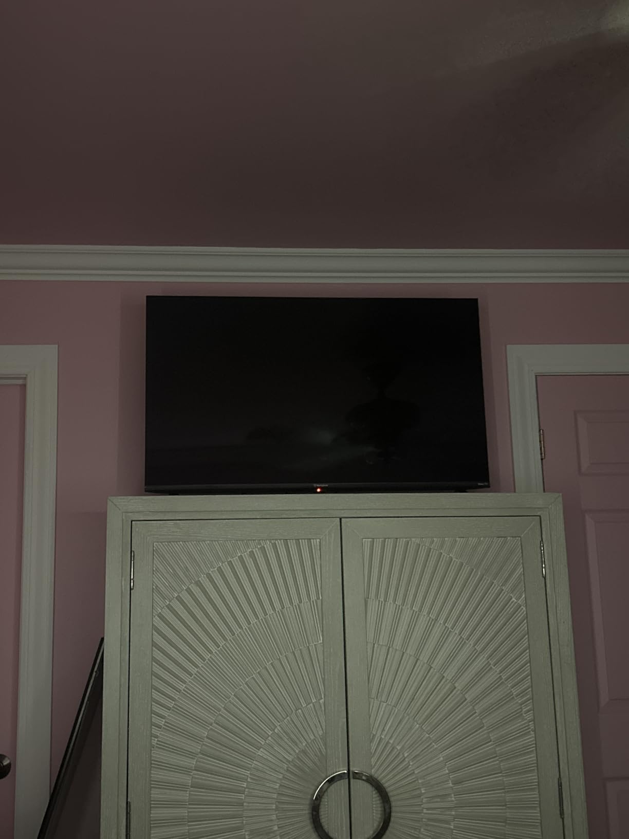 Westinghouse Roku TV - 40 Inch Smart TV, FHD QLED Television w/Dolby Digital+, Wi-Fi & Mobile App Connectivity, Bluetooth, Apple AirPlay, Alexa, & Google Assistant customer photo 1
