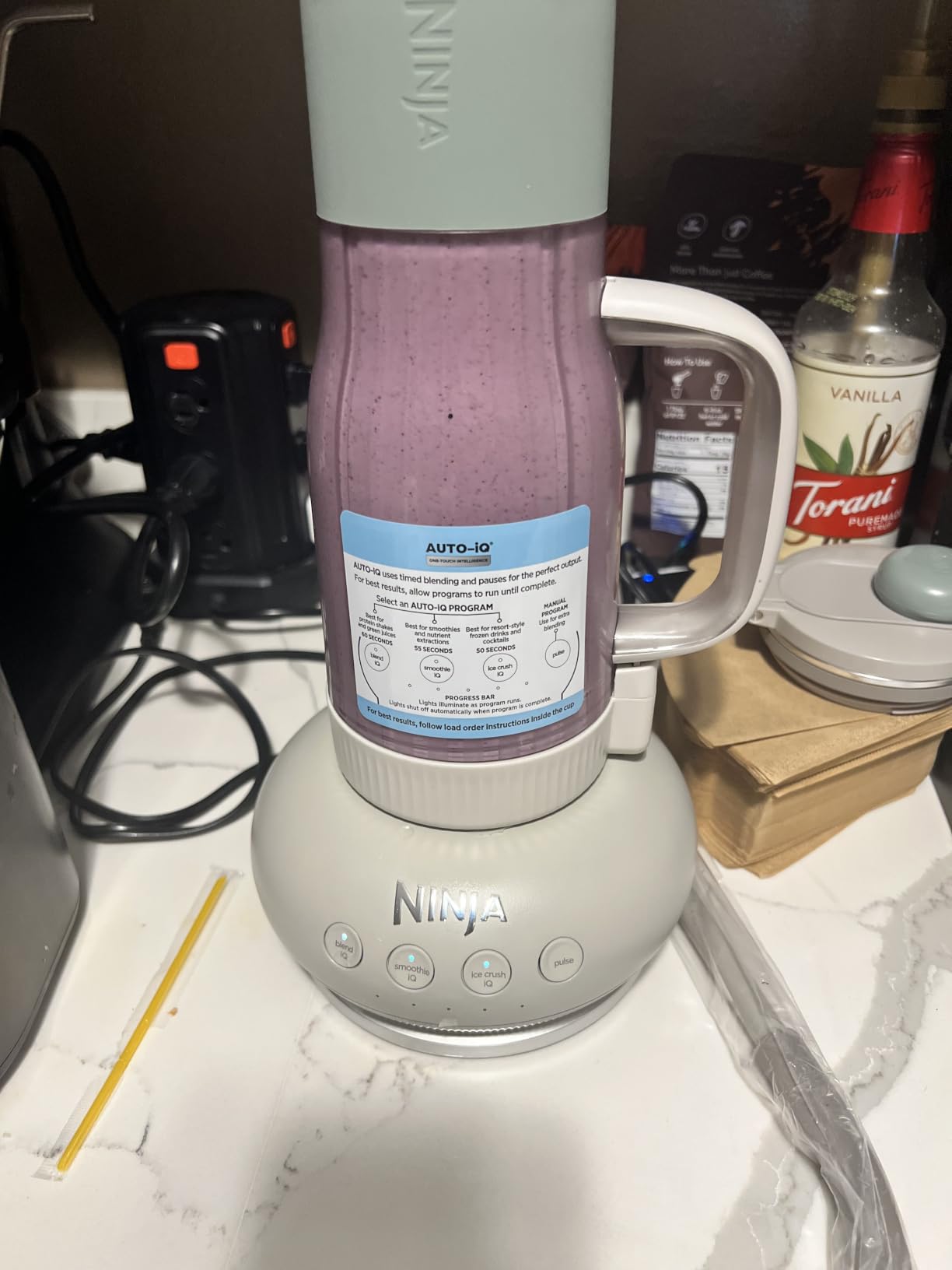 Ninja BlendBOSS Personal Blender, 26oz Tumbler, 1200PW, Stone Mint, DB351ST customer photo 1