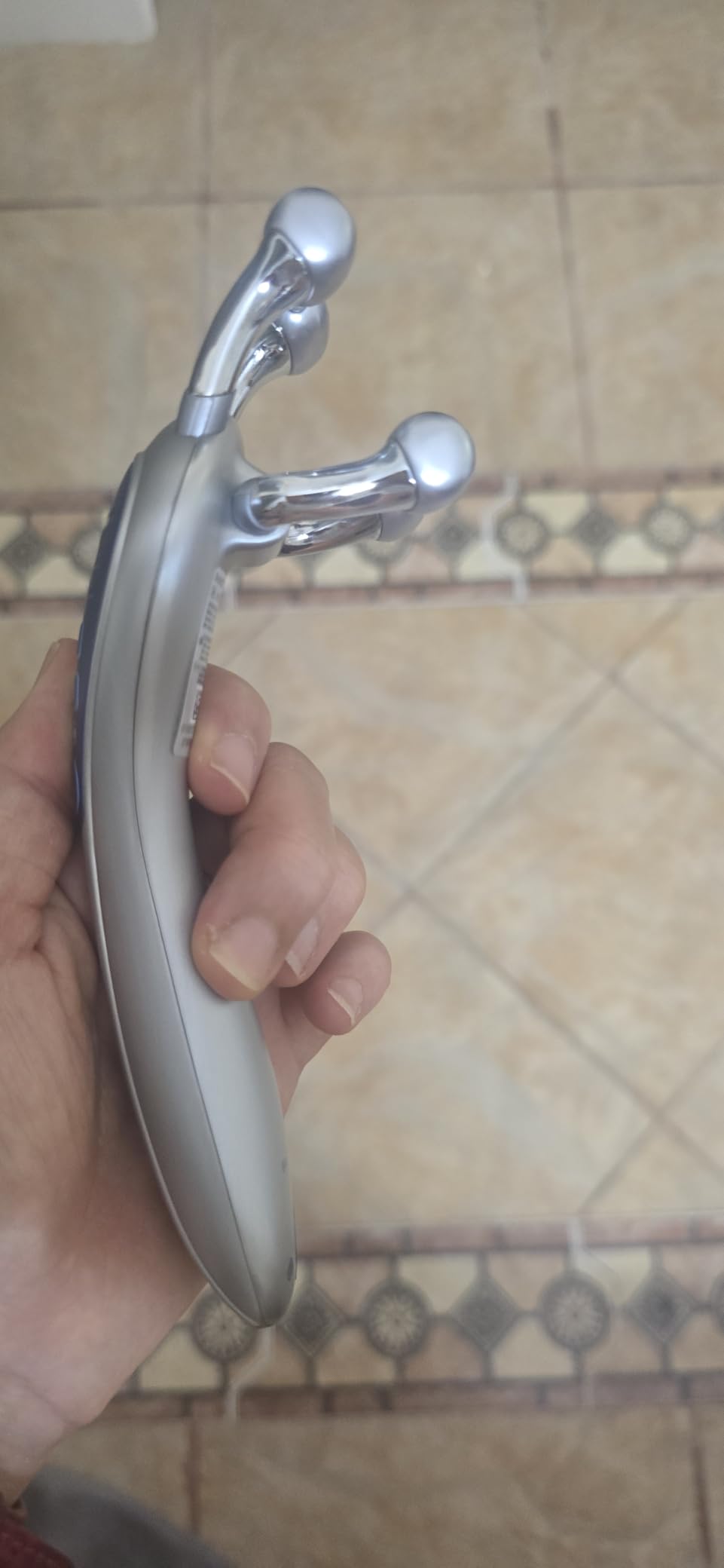 bt-Sculpt GEN2, Microcurrent Facial Lifting, Sculpting, and Firming with Proprietary Kinesthetic Lifting for Home use (Brushed Alloy) customer photo 2