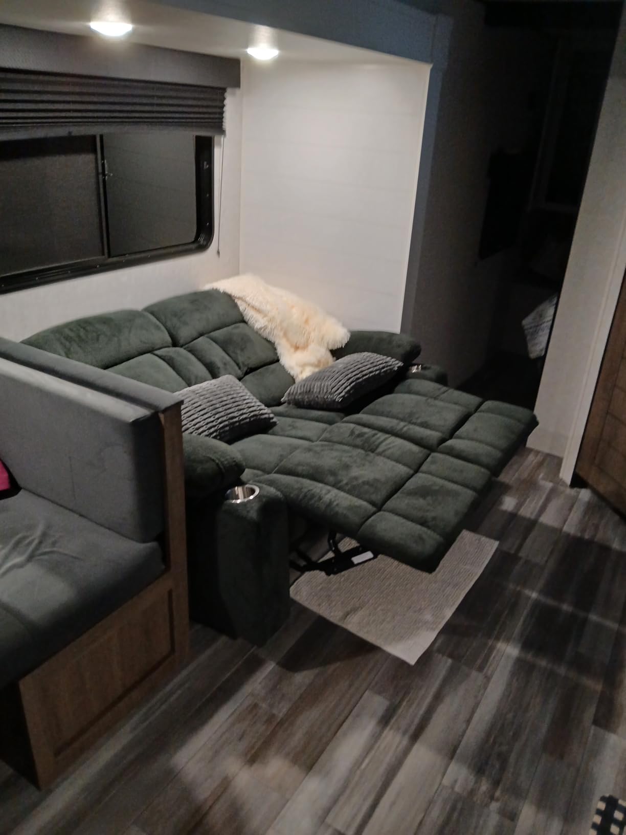 RV Loveseat Recliner Sofa, Reclining Loveseat Home Theater Seating with USB Ports, Cup Holders, Insert Pockets, Wall Hugger RV Recliners for Movie Room, Recline Movie Seats Gaming Sofa customer photo 2
