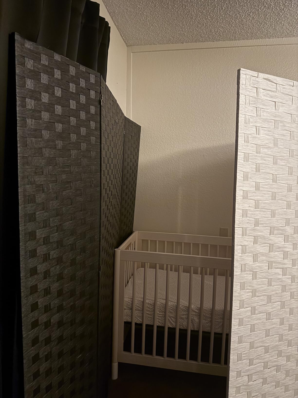 FDW Room Divider Wood Screen 4 Panel Folding Portable Partition Screens Wooden Mesh Woven Design Room Screen Divider for Home Office (Coal Black) customer photo 1