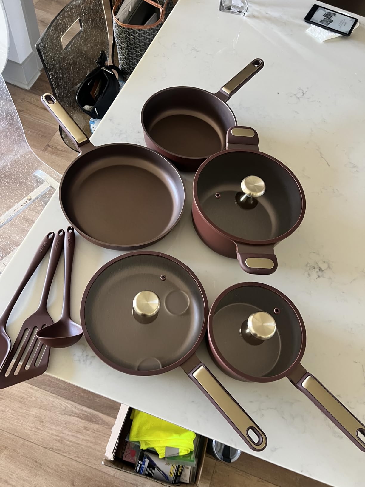 CAROTE Cookware Sets, Pots and Pans Set Non Stick, 16pcs with Silicone Lids customer photo 1