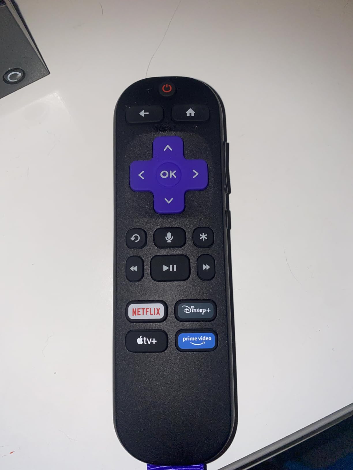 Roku 40-Inch Select Series Smart TV 2026 - 1080p Full HD TV with Voice Remote customer photo 2