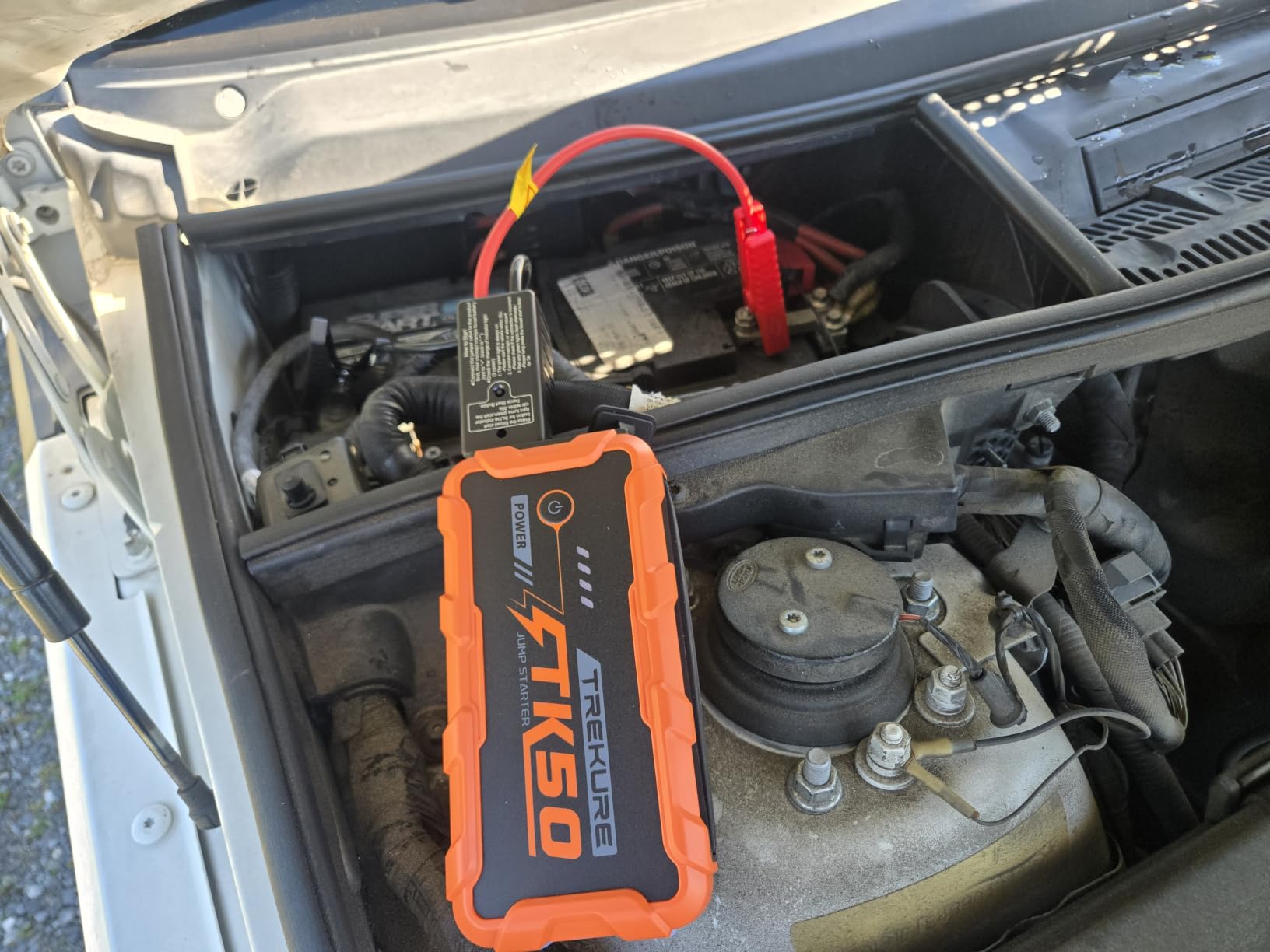 TREKURE Car Battery Jump Starter 8000A 26800mAh customer photo 2