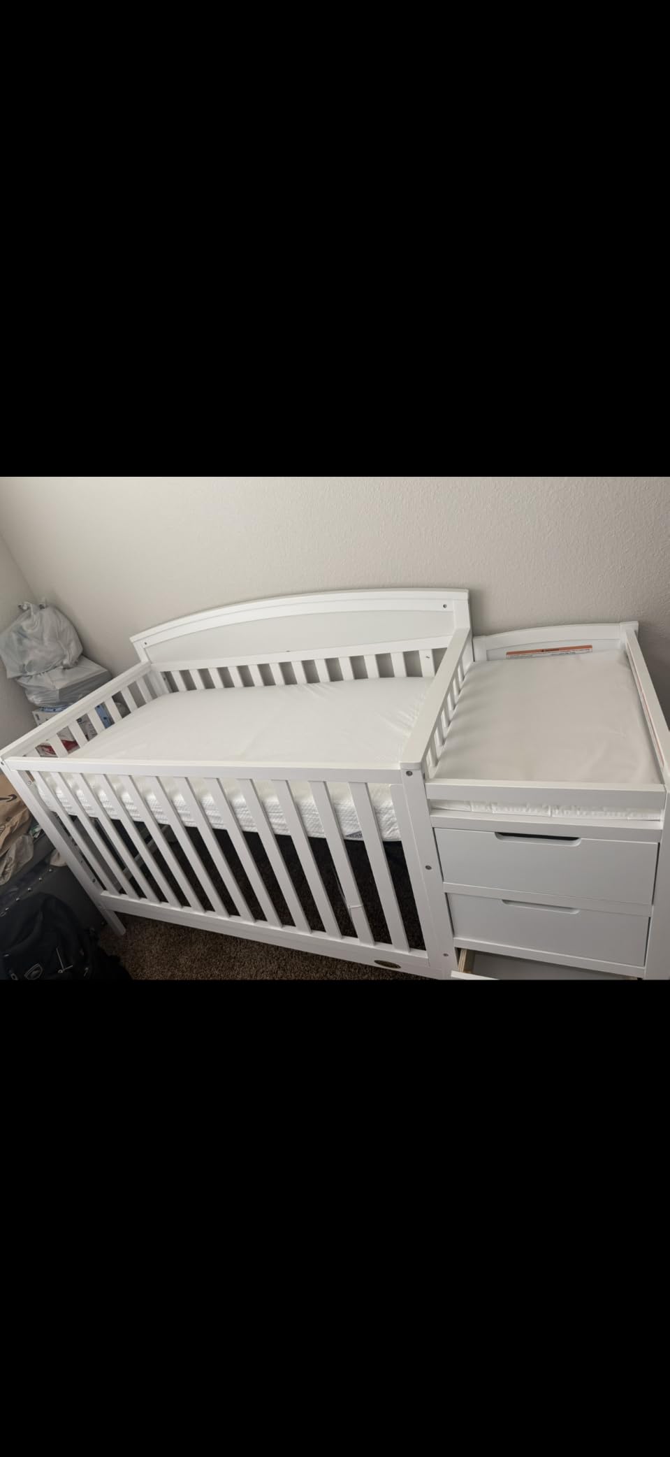 Graco Benton 4-in-1 Convertible Crib and Changer - GREENGUARD Gold Certified, Crib & Changing Table Combo, Water-Resistant Changing Pad, Converts to Toddler Bed, Daybed and Full-Size Bed (Hazelnut) customer photo 2