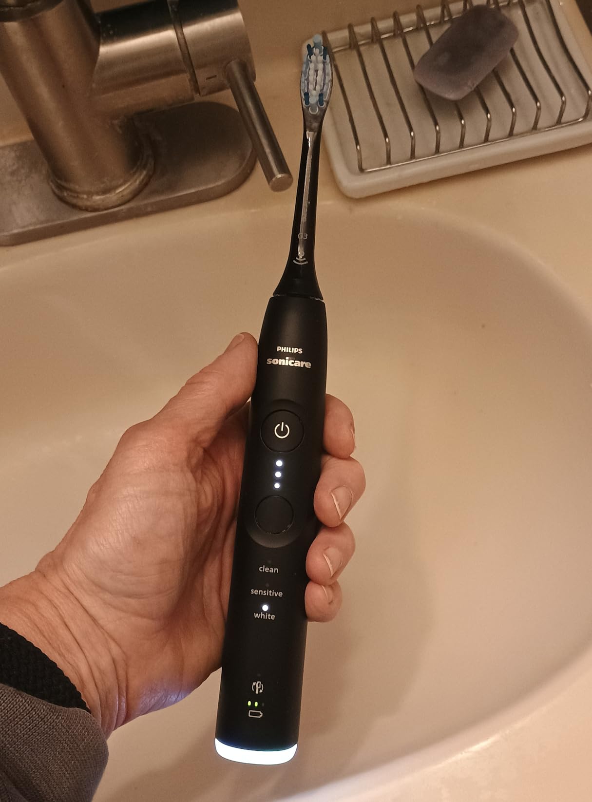 Philips Sonicare 6700 Rechargeable Electric Toothbrush, 3 Brush Head, Black | 1000% More Plaque Removal, Visual Pressure Sensor, 9 Brush Settings, App Connected, 21-Day Battery, Travel Case, HX7411/06 customer photo 2