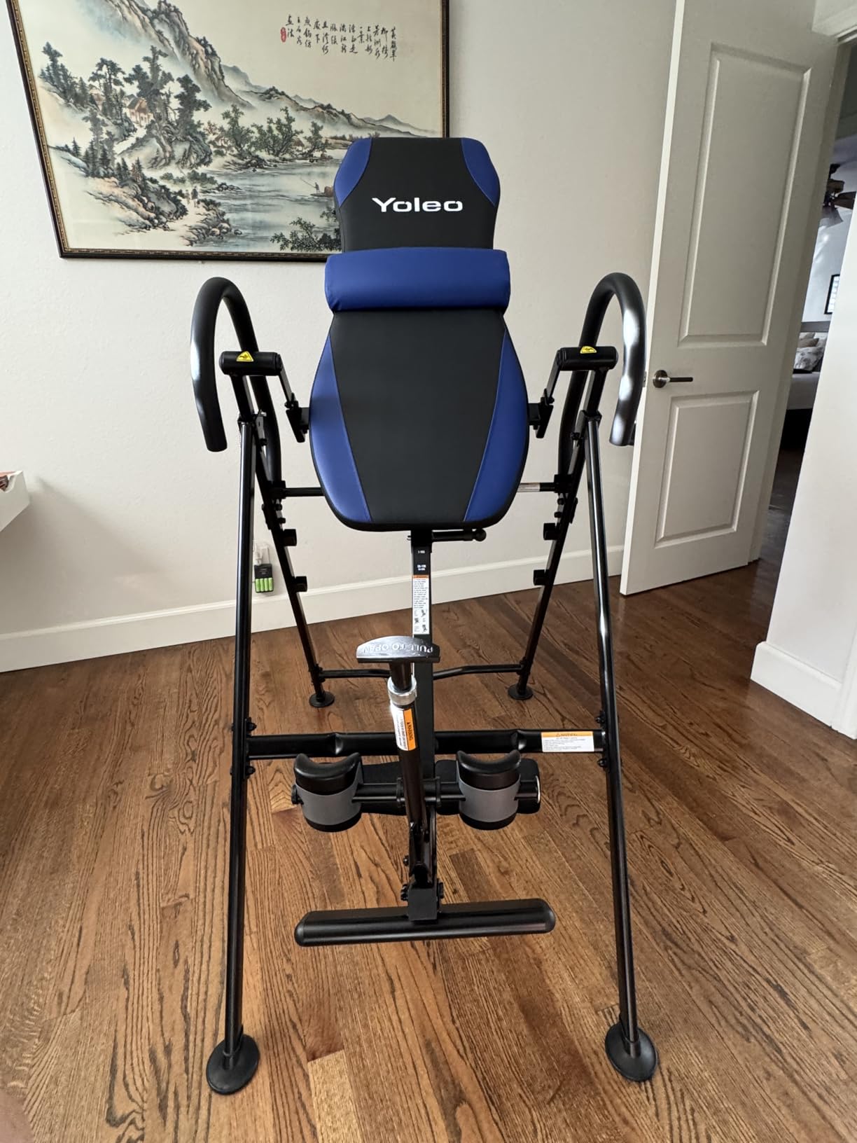 YOLEO Gravity Inversion Table for Back Pain Relief 2026 New Inversion Table w/Lumbar Support Easy to Assemble Back Stretcher Machine 300 lbs customer photo 1