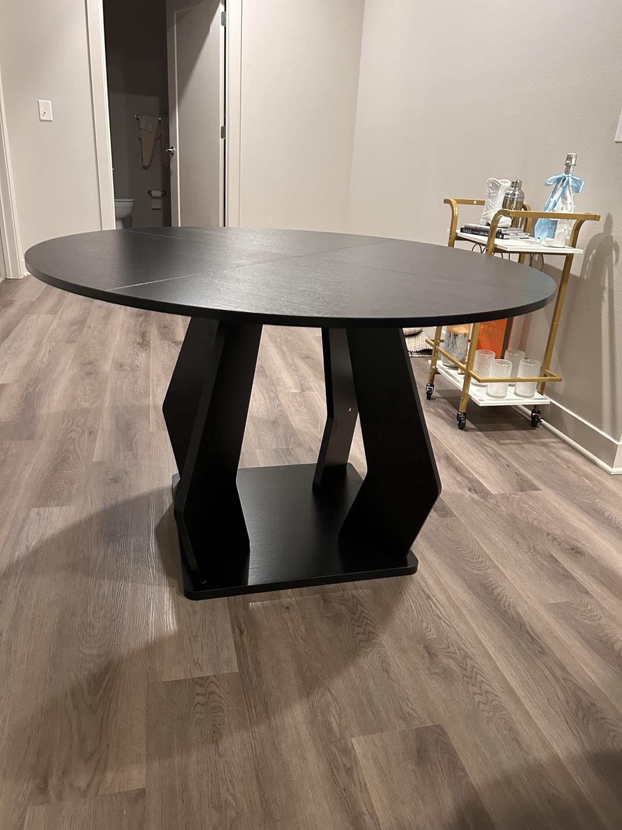 White Marble Round Dining Table, Modern Wood Dinner Tables, 47 Inch | Farmhouse Circle Dining Table for 4-6 with Wood Top, Round Kitchen Table Pedestal Base for Dining Room, Living Room, Office customer photo 1