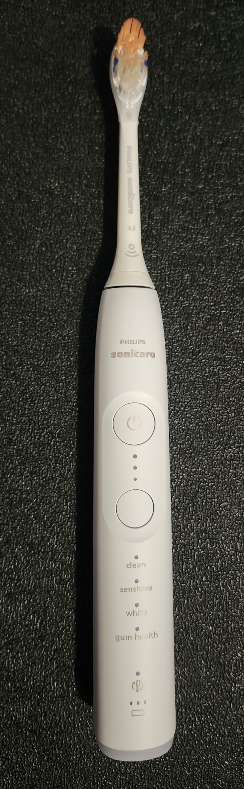 Philips Sonicare 7300 Rechargeable Electric Toothbrush, 3 Brush Head, White | 2000% More Plaque Removal, Visual Pressure Sensor, 12 Brush Settings, App Connected, 21-Day Battery, Travel Case, HX7420/07 customer photo 2