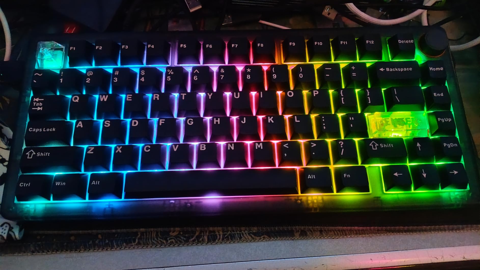 CIDOO QK75 VIA Programmable 75% Compact Keyboard, USB-C/BT5.0/2.4Ghz Wireless, Hot Swappable Custom Mechanical Keyboard with Gasket Mounted, PC Plate, 4000mAh Battery for Win/Mac (White) customer photo 2
