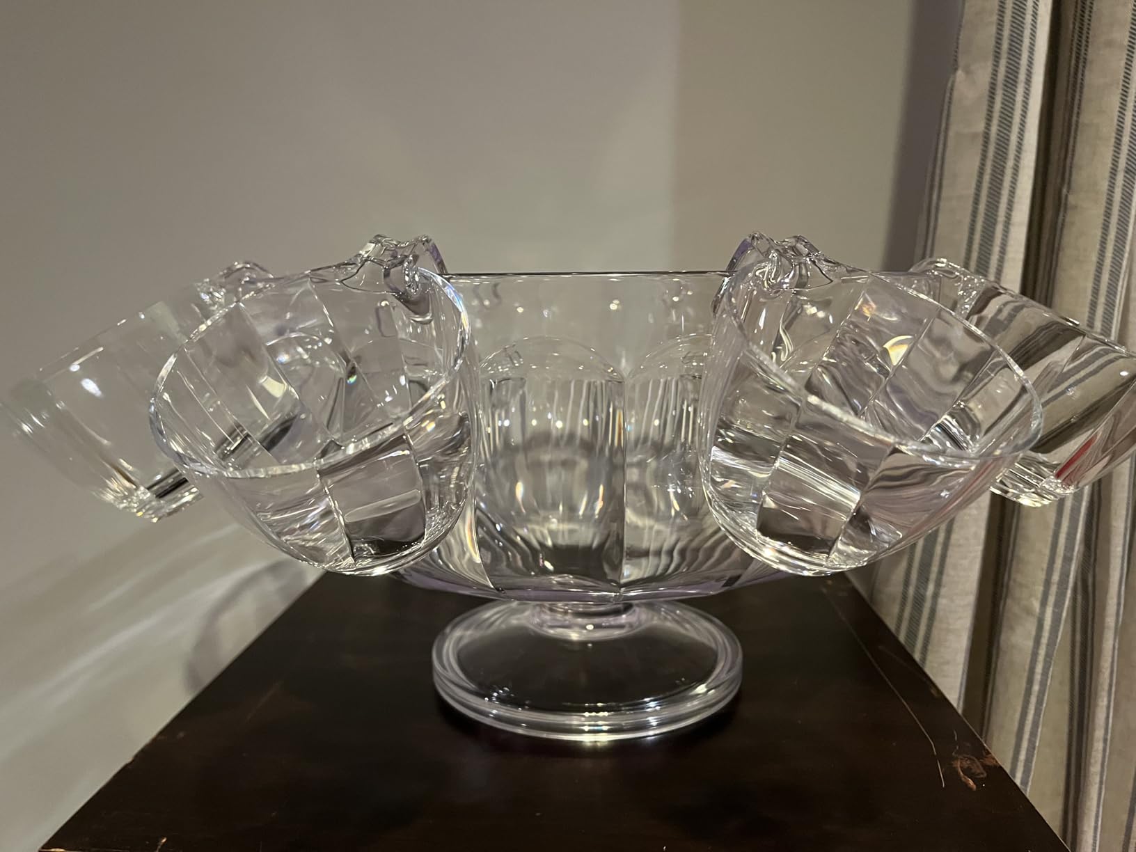 Amazing Abby - Paloma - Acrylic 2-Gallon Punch Bowl Set, Plastic Clear Punch Bowl with Ladle and 8 Cups, Beverage Server Set, BPA-Free, Shatter-Proof, Great for Wedding, Party, and Outdoor Hosting customer photo 1