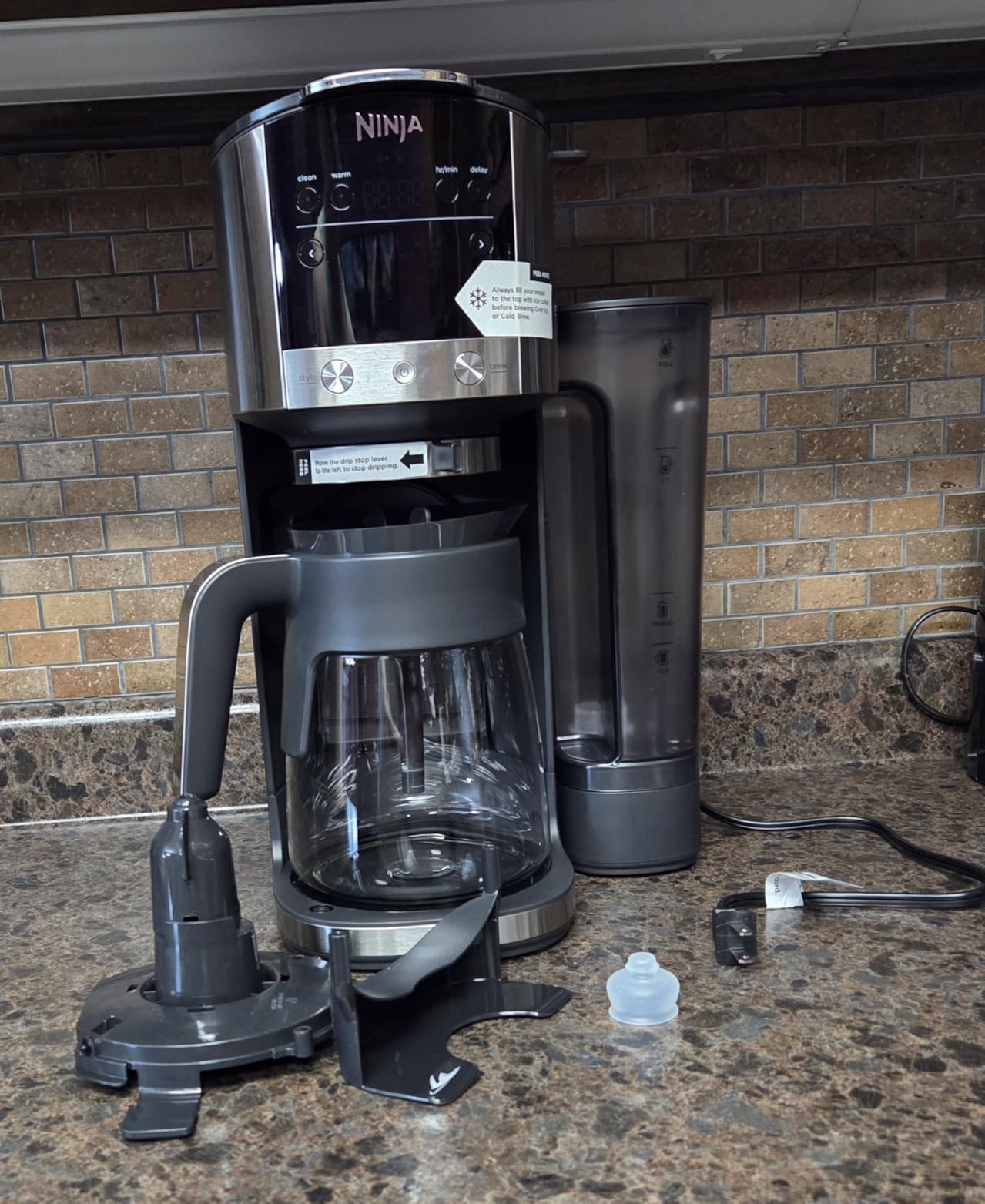 Ninja DualBrew Coffee Maker, Grounds & Pods, Stainless Steel, GP161 | Brew Classic, Rich, Over Ice, & Cold Brew, Brew Single-Serve Cup to Full 12-Cup Carafe customer photo 1