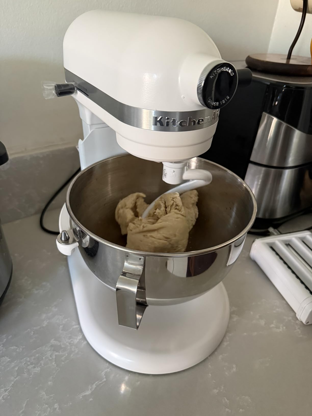 KitchenAid 5.5-Qt Bowl-Lift Stand Mixer, KSM55SXXX, Porcelain White | 11 Mixing Speeds, Includes Flat Beater, Dough Hook, Wire Whip, Stainless Steel Bowl customer photo 1