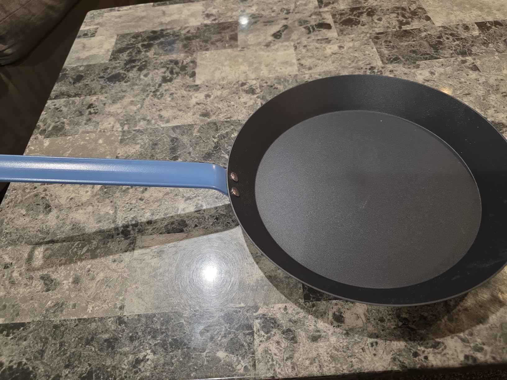 10 Inch Carbon Steel Frying Pan, Nitrided Preseasoned Skillet | Natural Patina Development with No Chemical Coating; Versatile Size for Daily Cooking & High-heat Searing customer photo 2