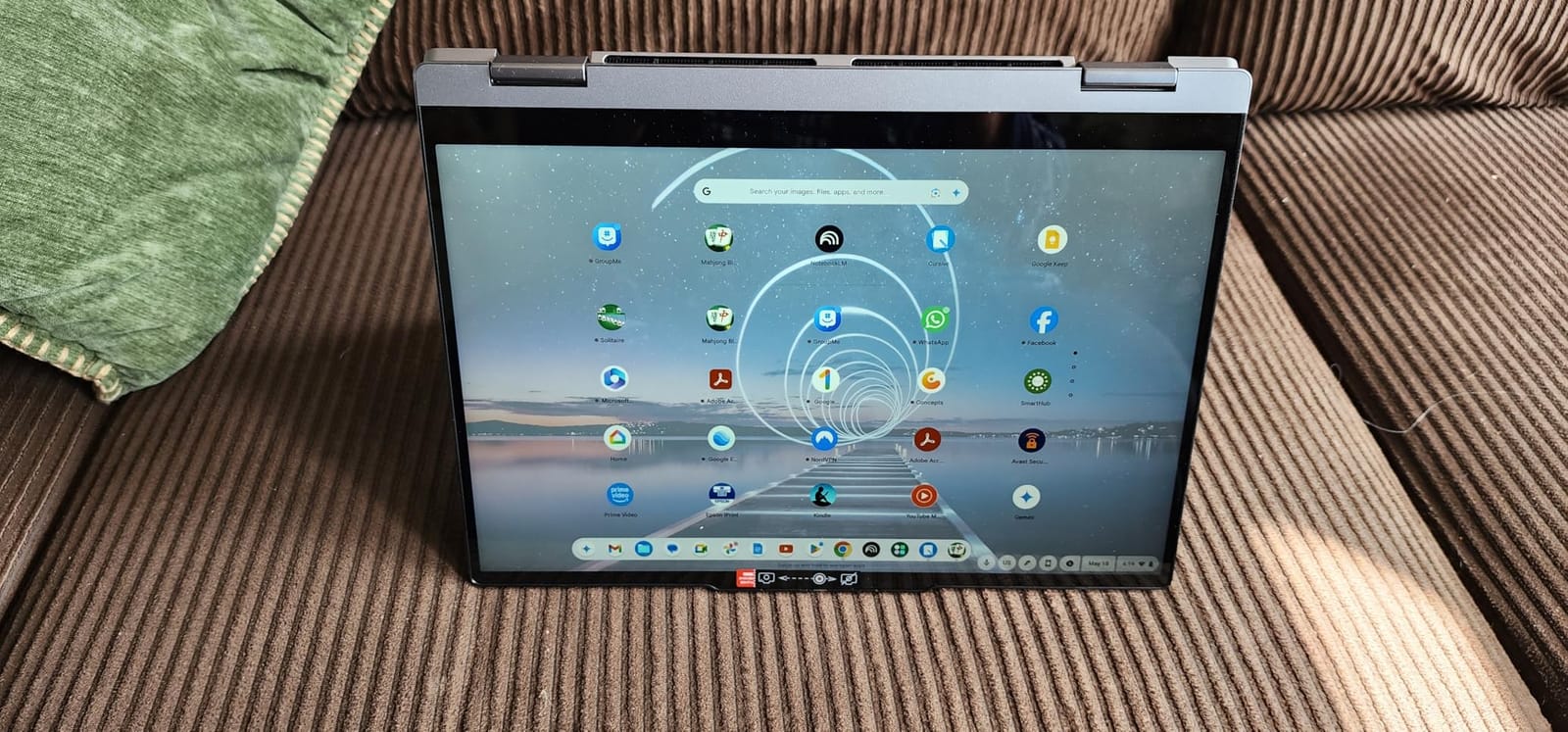 Lenovo Chromebook 2-in-1 - Lightweight Laptop - Google Gemini - Intel N150 CPU - 14