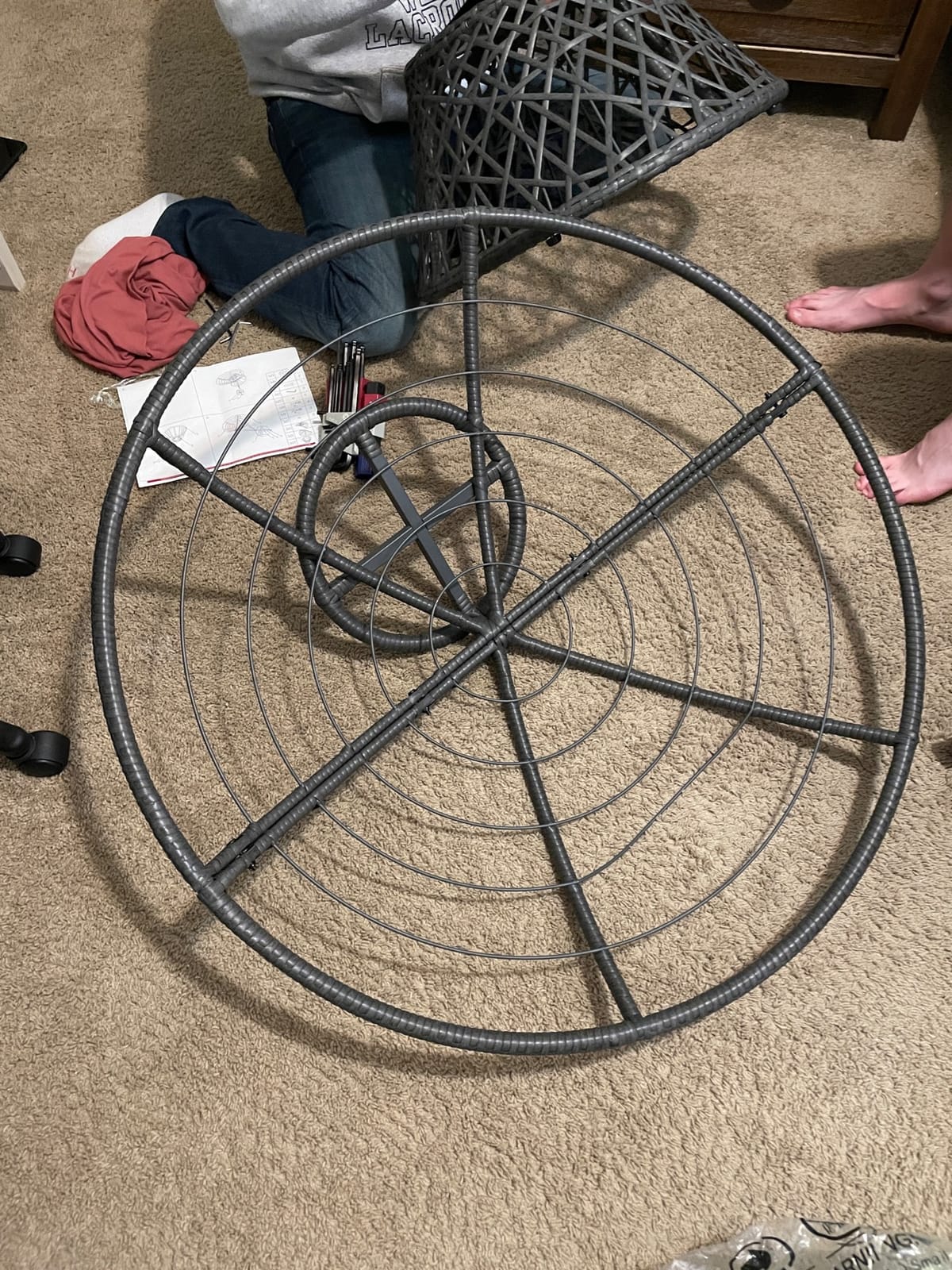 Giantex Wicker Papasan Chair with Soft Thick Cushion and High Capacity Metal Frame, 360 Degree Swivel Ergonomic Lounge Reading Chair for Living Room, Bedroom, Patio, Indoor Outdoor Use (Grey) customer photo 2