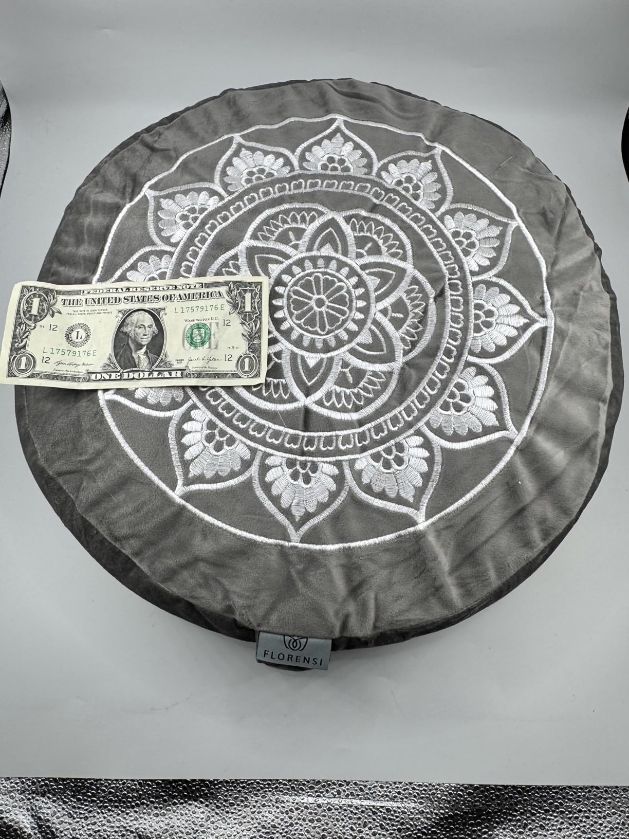 Meditation Cushion Set with Buckwheat Zafu, Singing Bowl, Breathing Light, Eye Pillow & Affirmation Cards | Complete Meditation Kit for Beginners | Mindfulness Gift for Daily Practice & Yoga customer photo 1