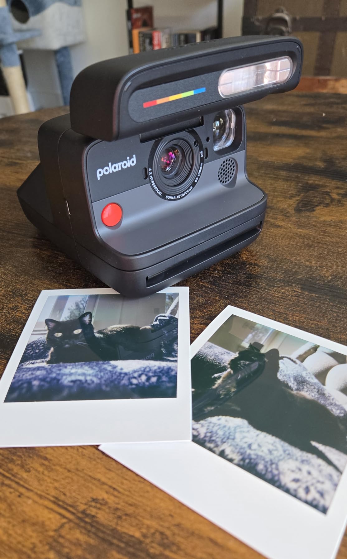 Polaroid Flip Instant Camera + Color Film Bundle (16 Photos Included) - White - Hyperfocal 4-Lens System, Sonar Autofocus, Bluetooth Companion App customer photo 1