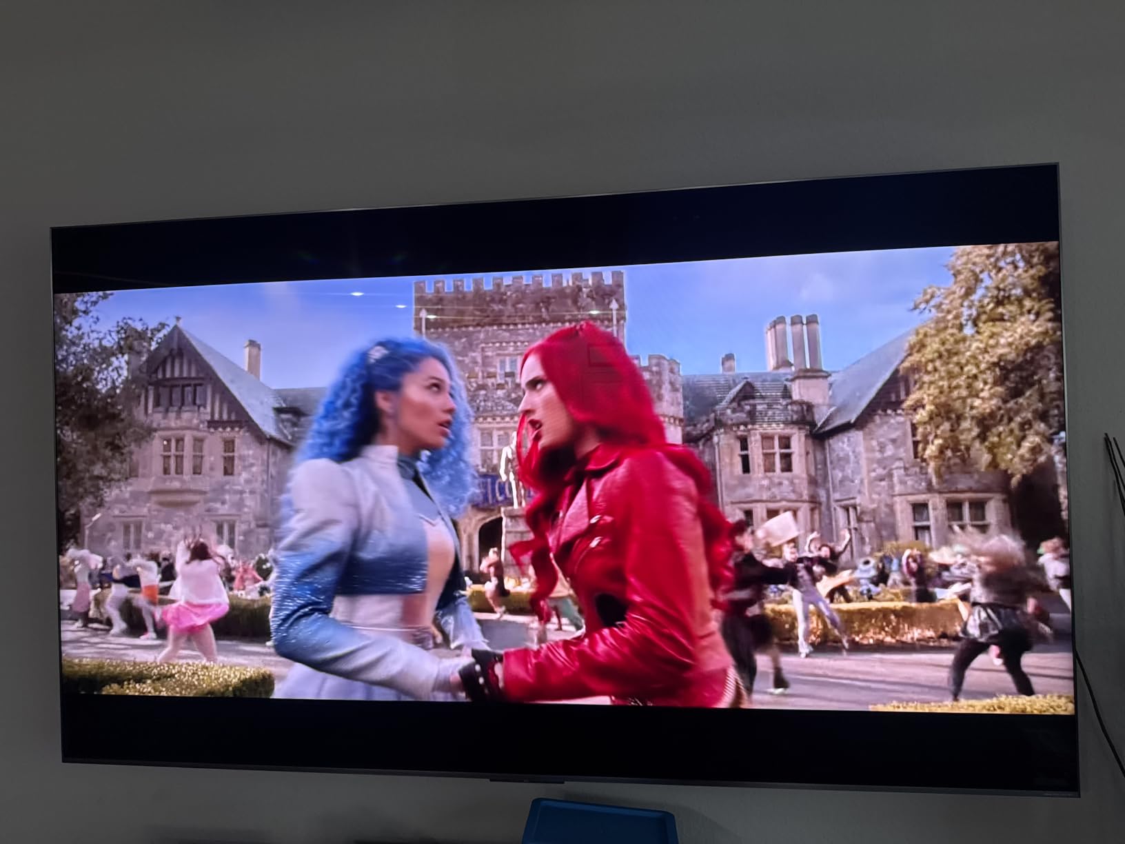 TCL 65 Inch Class QM8L Series | SQD-Mini-LED QLED Smart TV | 65QM8L, 2026 Model | 144Hz | Ultimate Color Brightness & Contrast | Google AI Bang & Olufsen | Voice Control Gaming Streaming Television customer photo 1