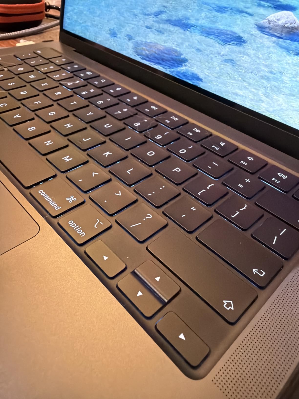 2026 MacBook Pro Laptop with Apple M5 Pro chip with 15-core CPU and 16-core GPU: Built for AI, 14.2-inch Liquid Retina XDR Display, 24GB Unified Memory, 1TB SSD, Wi-Fi 7; Space Black customer photo 1