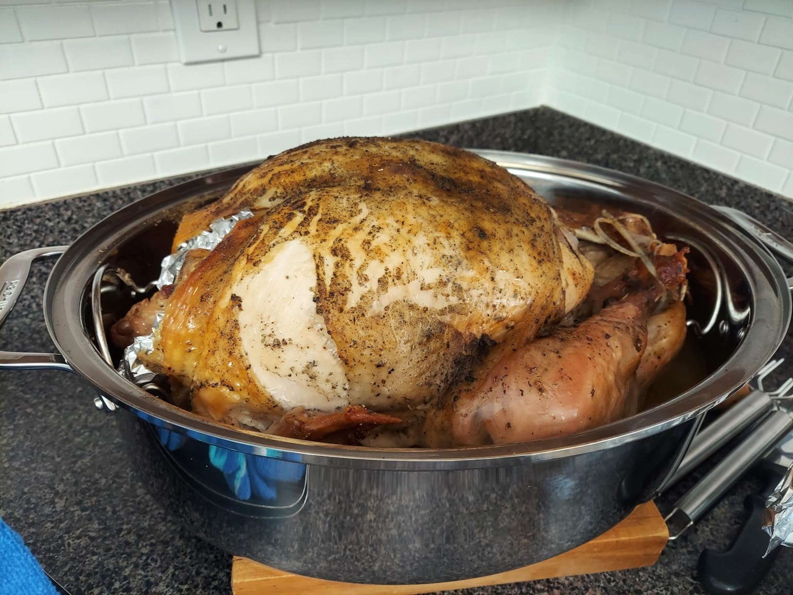 All-Clad Specialty Stainless Steel Roaster with Rack 14x18 Inch Oven Broiler Safe 600F Roaster Pan, Pots and Pans, Bakeware, Silver customer photo 2
