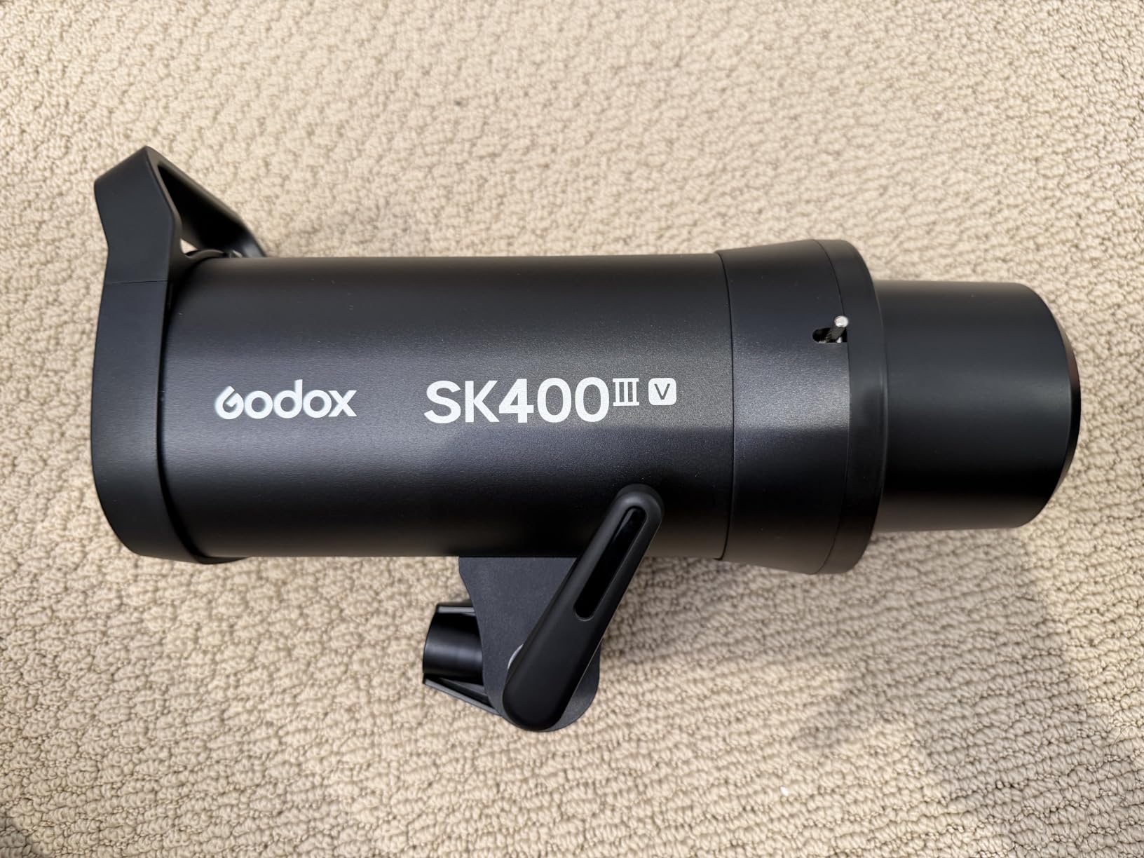 Godox SK400III-V SK400IIIV 400Ws Bowens Mount Studio Strobe Light | 2.4G X system, GN65, 5700K, built-in modeling lamp, 0.1-1.5s recycle, great for portrait, wedding & product shooting customer photo 2