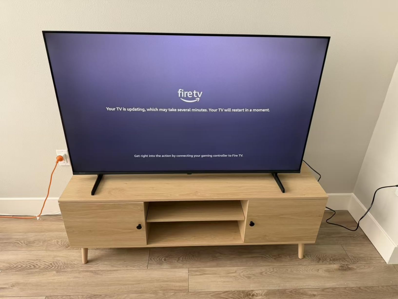 Hisense 100