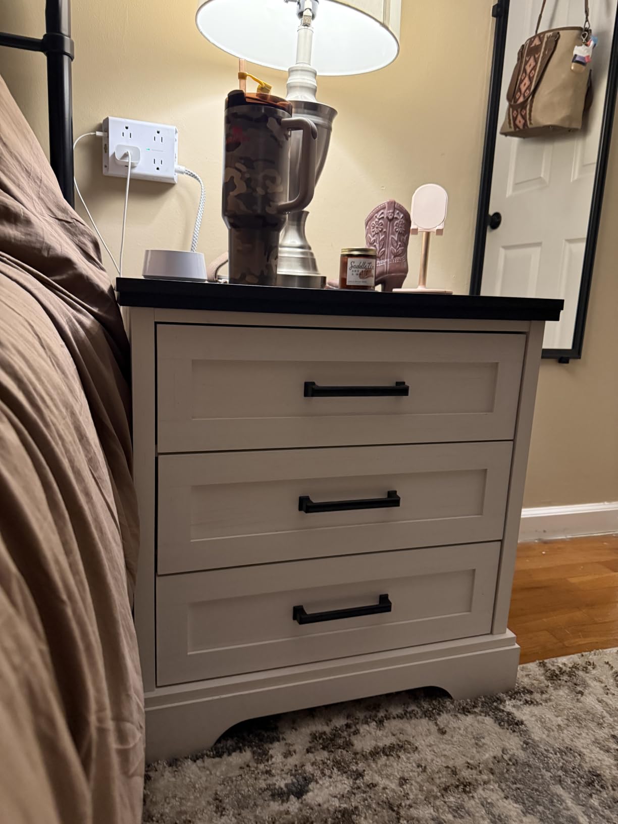 DUMOS Farmhouse Nightstand with Built-in Charging Station & USB Charging Ports, Sturdy Wood Bedside Table with 3 Spacious Storage Drawers, Minimalist Modern Small End Table for Bedroom, White customer photo 1