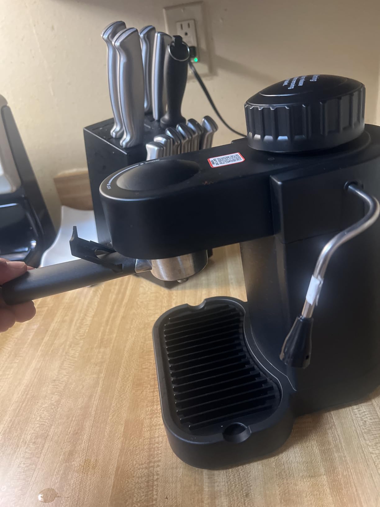 IMUSA 4 Cup Electric Espresso Cappuccino Coffee Maker, Black | Matte Finish, Milk Frother for Creamy Foam, Cappuccino and Latte Preparation, Perfect for Home Baristas customer photo 1