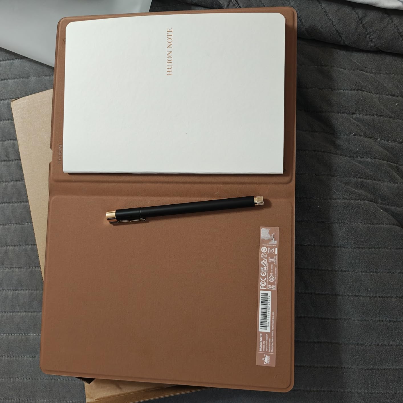 HUION Note E 8.4